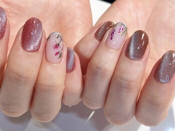 ウノプリール 梅田HARBIS PLAZA(uno pulir)/【マグネットネイル】