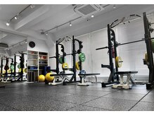 ザ ベース(the BASE)/清潔感のある店内でトレーニング