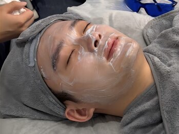 プラシア 広島駅(Purasia.)の写真/【男性応援サロン】メンズ眉毛/メンズフェイシャル/メンズ脱毛をご用意★清潔感UPで垢抜けメンズに大変身♪