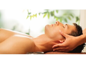 ウォーマル(warmaL)の写真/【脳から整える】ヘッド・首肩・肩甲骨から顔まわりを芯からほぐし血行促進！/ヘッドスパ/小顔・骨格矯正