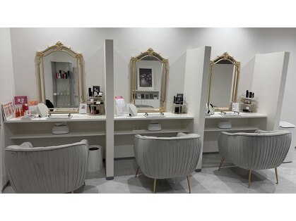 POLA &nbsp;エキソアレ西神中央店の写真