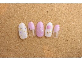 ふんわりパープルネイル