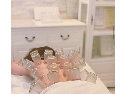 サロン カトレア(Cattleya)の写真