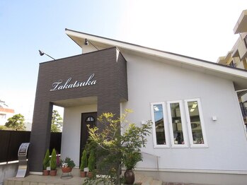 ヴァンドゥ バイ タカツカ(vingt-deux by TAKATSUKA)