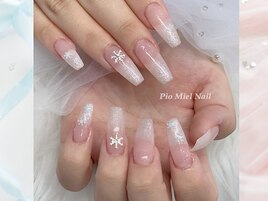 ホワイトグラデ×雪の結晶ネイル