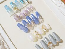 アットホームな雰囲気が◎店内にはチップが多数並びます！！