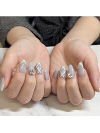 水色チェックネイル