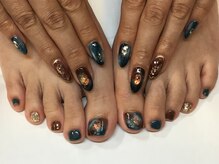 ラウト デコレーションアンドネイルサロン(Lauto Decoration&Nail Salon)の雰囲気（ハンド・フットの同時施術可能です）