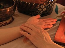 エステティックミレイ(Aesthetic Mirei)の雰囲気（インドアーユルヴェーダ施設で学んだ脈法でドーシャ（体質）診断）