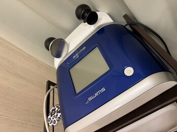 スポットスリム(SPOT SLIM)/ラジオ波でお腹にも施術可能。