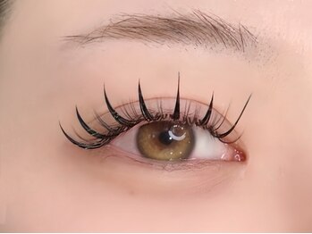 U.mi【まつげパーマ/パリジェンヌ/フラットラッシュ/アンドヘルシー/パリエク/LED】の写真/話題のアンドヘルシーやLED導入！パリジェンヌ×エクステのパリエクで“自分史上最高”の目元に