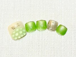 ちゅるんネイル