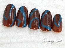 ラグジュアリーネイルズ アカバネ(Luxury Nails Akabane)/オシャレ*配色　うねうねNail