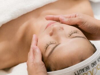 ラローズ(La Rose)/デコルテ~ヘッドまでマッサージ