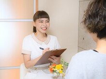 コジー(Cozy)の雰囲気（笑顔溢れるスタッフが親身にアドバイス◎）