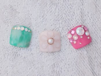 レヴィア(REVIA)/フットネイル