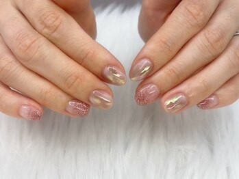 レイネイルトゥーキャンアイドレッシー(Ray Nail to Can I Dressy)の写真/【ネイルのモチにも自信あり★】高品質の国産ジェルを使用◎低価格なのに長持ちで納得の仕上がりが実現♪