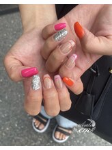 エム(em)/ビビットカラー