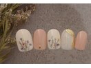 5600円　フラワーネイル　ブーケ