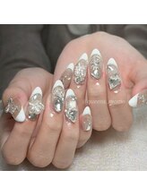 クイーンズビューティーサロン 新宿本店(Queen's beauty salon)/チップ長さ出しやり放題