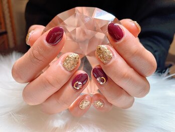 アムルーズ(Amoureuse)/ちぐはぐネイル♪