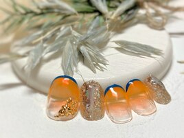 個性的なカラーグラデフレンチ！