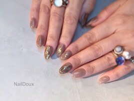 奥行きニュアンスネイル