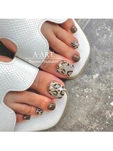 エーアート(A-ART.)/ヒョウ柄フットネイル