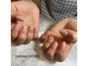 ニコ(nico)/ミラーフラワーネイル♪