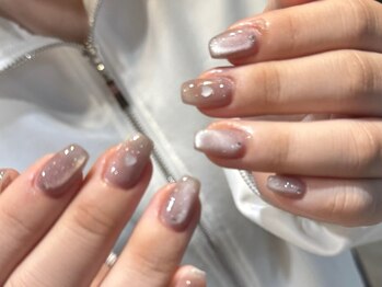 ラティエ(Latier)/: 大人可愛いオーロラネイル♪