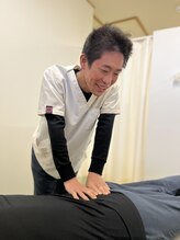 法花坂口鍼灸整骨院/ストレッチ中☆