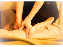 軽いタッチで経絡を刺激♪気血水の巡りを整えます