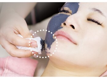 シェリエ(Sheller)の写真/【美白/むくみ改善】引き締め&即効ツヤ肌へ 復元トリートメント