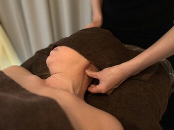 フローデ(Flode)/首