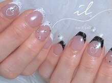 イル 神戸店/黒×白×フレンチネイル