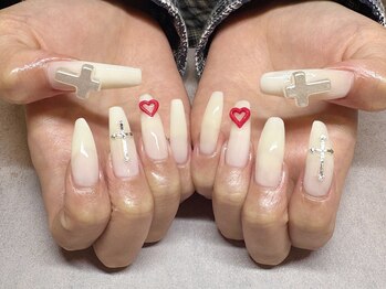 パープルの爪屋/オフホワイト推活ネイル♪