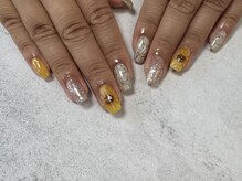 マノレア(Manolea)/向日葵ネイル