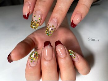 シュガーロール シャイニー(Sugar Roll / Shiniy)/フレンチネイル