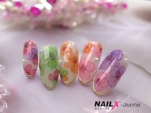 ネイリックス アヴェニール(NAILX avenir)/たらしこみ大人カラフルフラワー