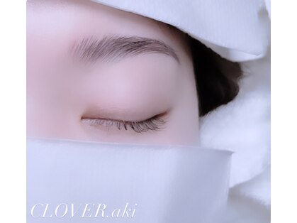 クローバー アキ(CLOVER.aki.)の写真