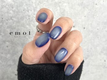 エモット(emot)/シンプルデザイン