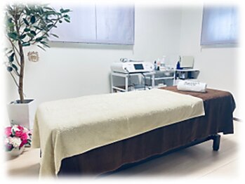 スパークリングセルフ(Sparkling Self)/施術ルーム