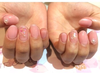 トータルサロン 白べぇーっ プラス/ワイヤーハートネイル♪