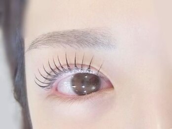 ディアモアイラッシュ(DIAMO EYELASH)の写真/DIAMO EYELASHで目元を美しくアップデート♪充実のカウンセリングと施術でリピーター急増中☆