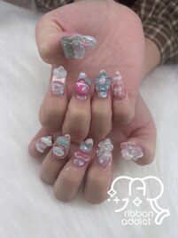 キラキラ女児ネイル