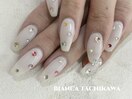 宝石ネイル