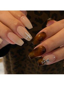 ファミーユ 太田(Fameu)/asymmetry nail.
