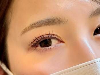 アイラッシュTokyo キュピット池袋東口店/LED/眉毛/パリジェンヌ/バインド