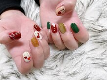 モグネイル(Mogunail)/ちぐはぐクリスマスネイル