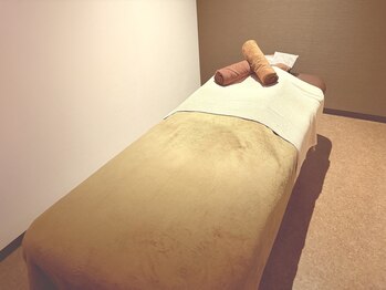 コリフレッシュ 高幡不動店/お部屋はゆったりとした個室です